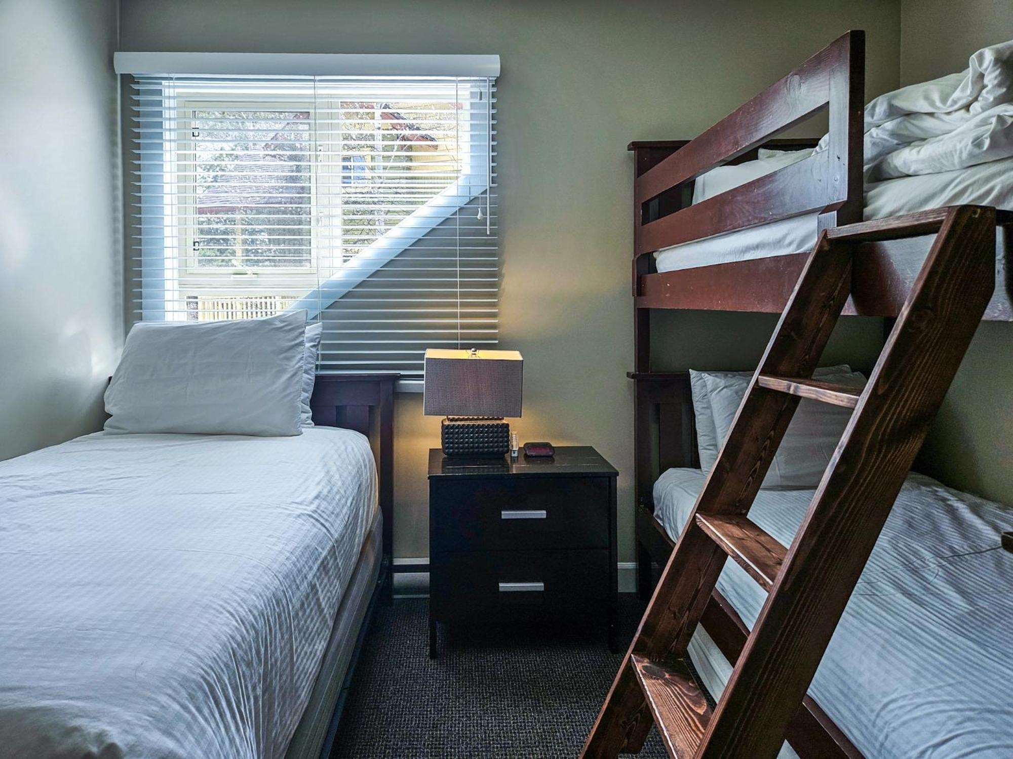 Aurora Townhomes By Stayin Panorama Habitación foto
